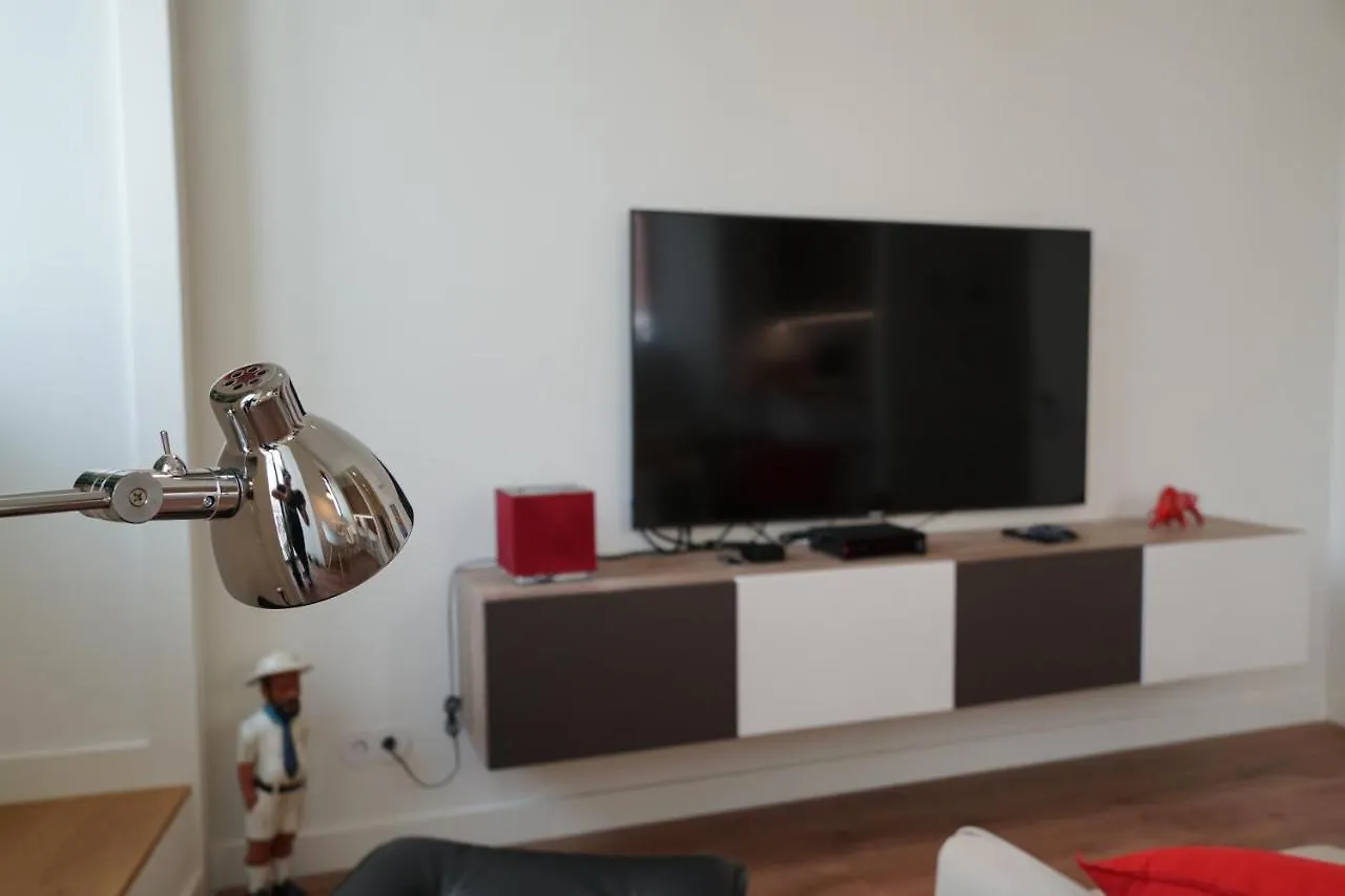 Marques Modern Art Apartment Lisbona Portogallo