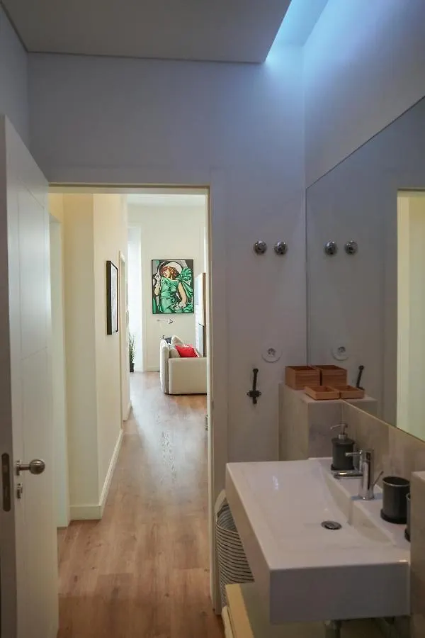 Marques Modern Art Apartment Lisbona Portogallo